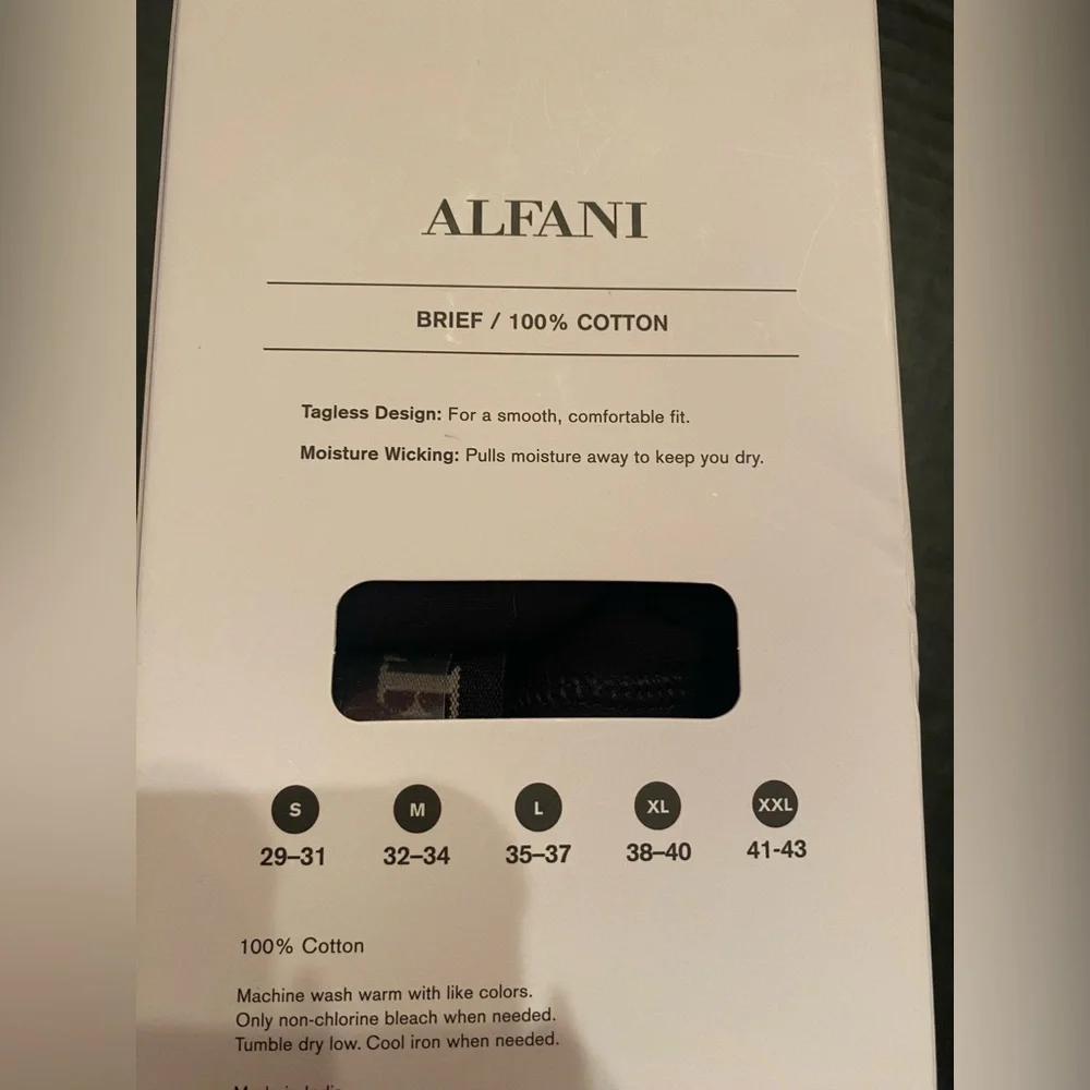 Alfani Men’s 4 Pack Briefs in Black‎ Size Small 29-31 NWT